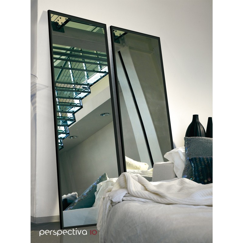 Pirámide Negra Lacada